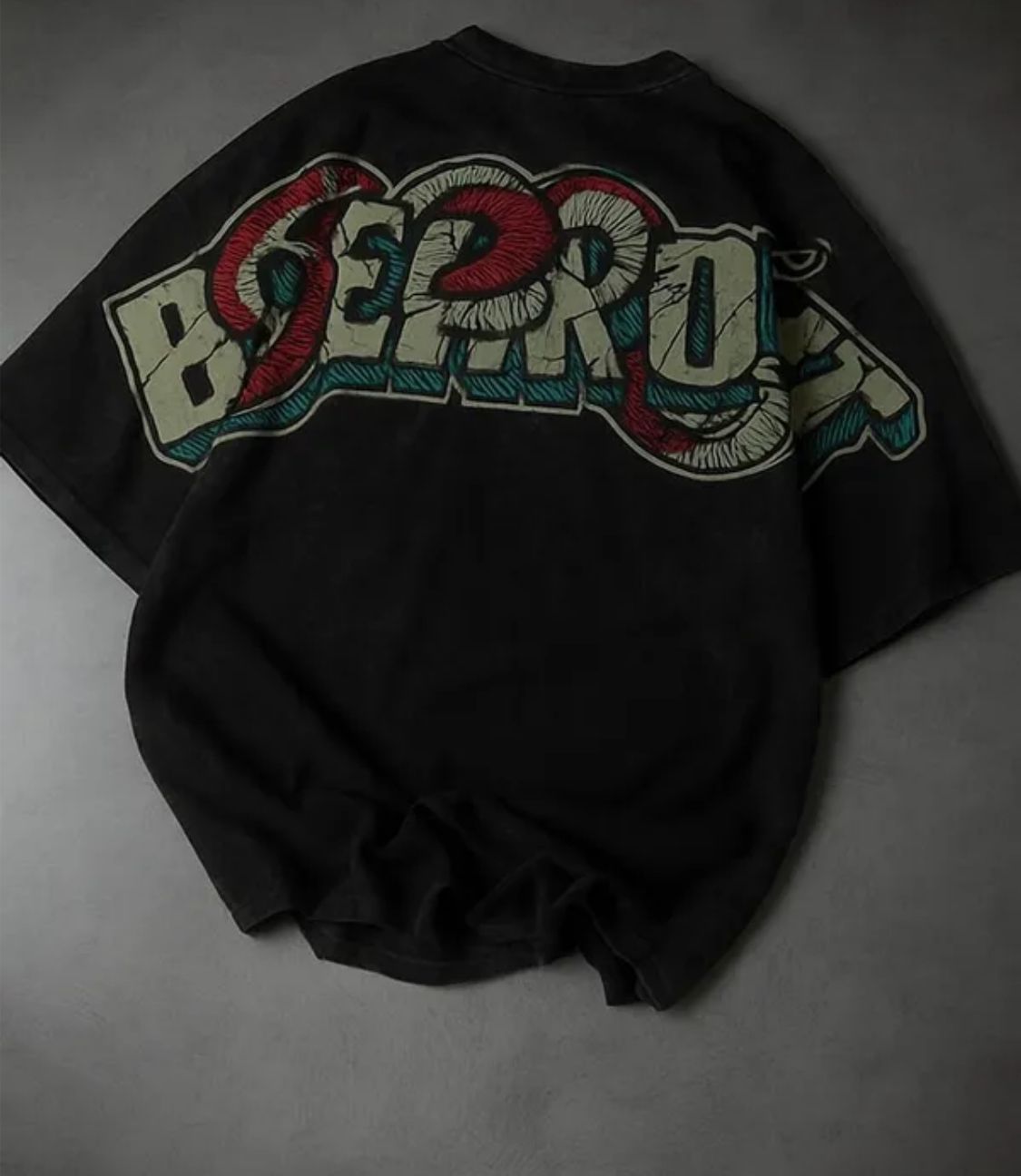 Breakout T-shirt [UNISEX] *